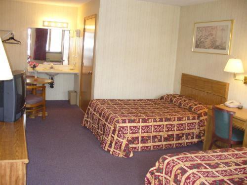 Sterling Inn Near Iag Airport 나이아가라폴스 객실 사진